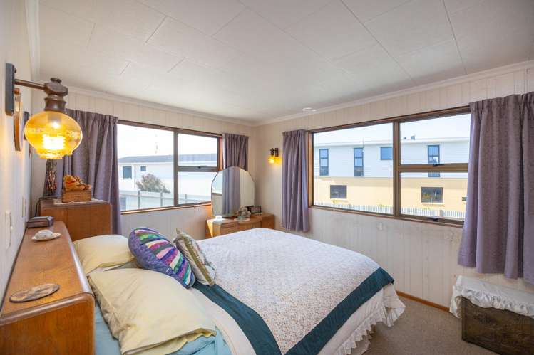 1 Hartley Street Foxton Beach_18