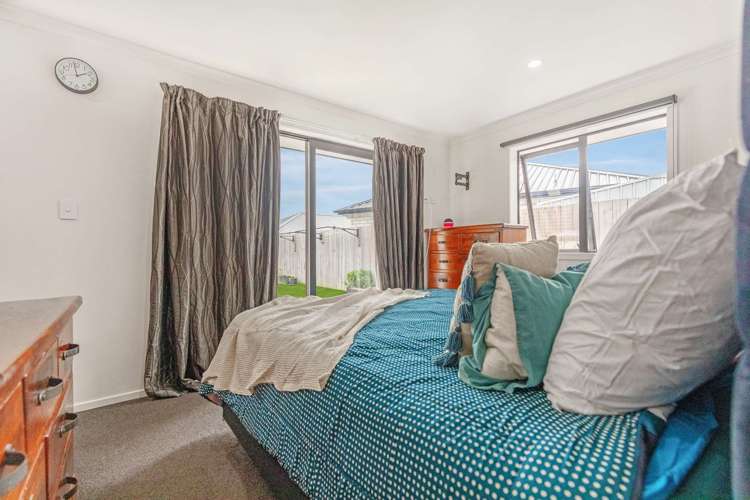 30 Inuwai Street Glenview_15