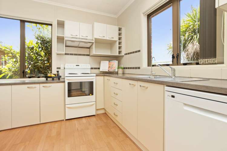 2/221 Mount Smart Road Onehunga_5