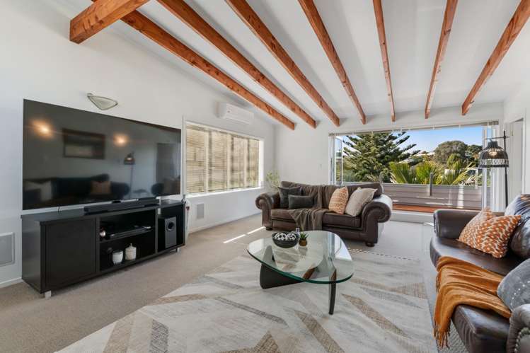 21 Korotaha Terrace Rothesay Bay_8