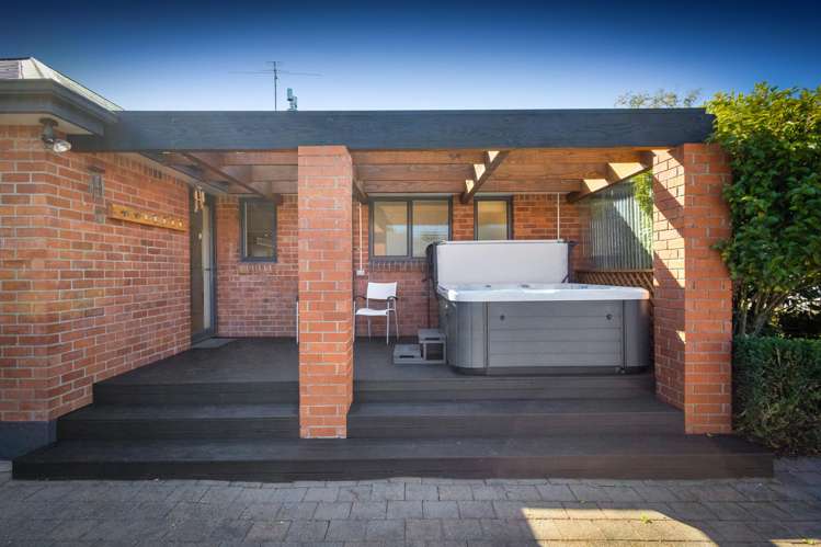 10 Evatt Street Bryndwr_25