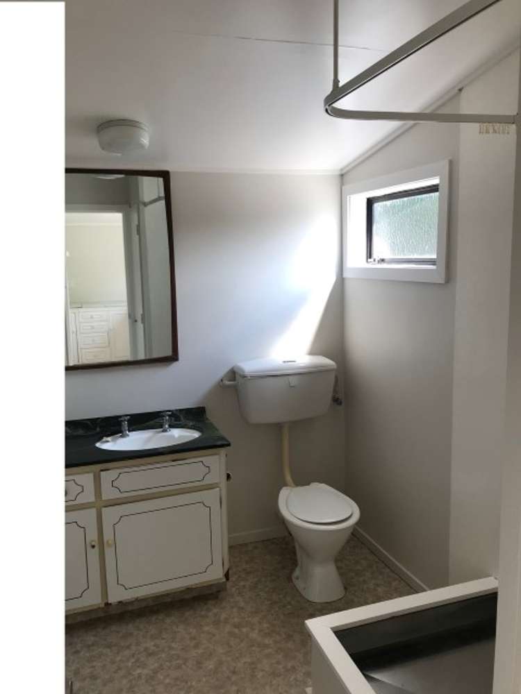 168C Old Farm Road 1076_7