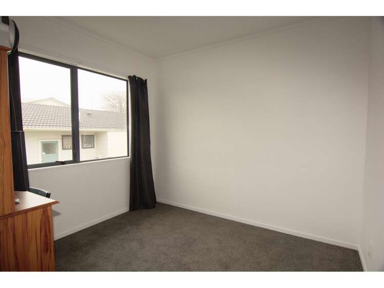 5a Howden Street Waiuku_11