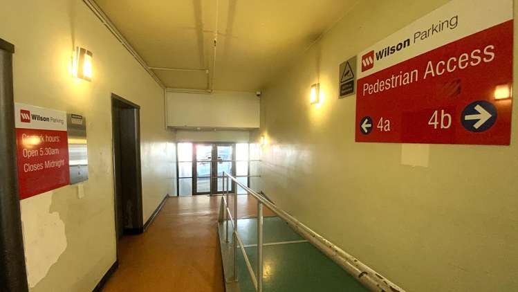 4A39/187 Victoria Street (Carpark) 2185_2