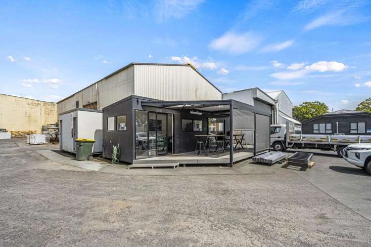 14-16 Paramount Drive Henderson_12