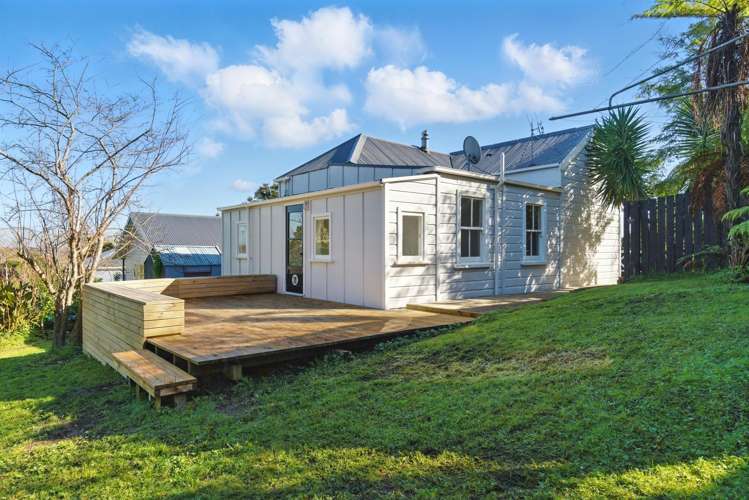 1b Burke Street Te Aroha_13