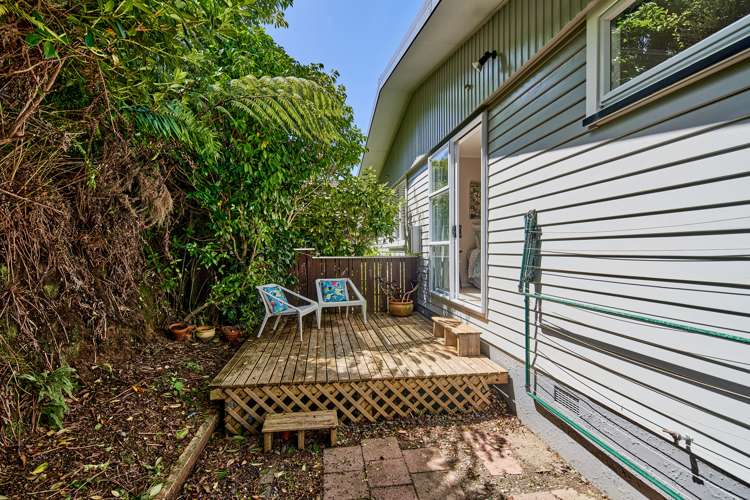 16b Thurleigh Grove Karori_10
