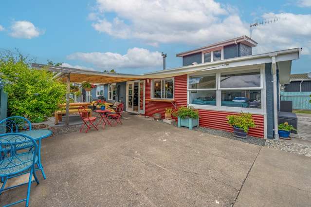 Charming Coastal Home, Renovated and Ready!