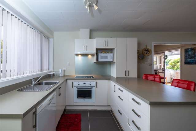 33 Oriana Crescent Hornby_2