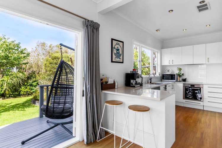 18 Raine Street Karori_5