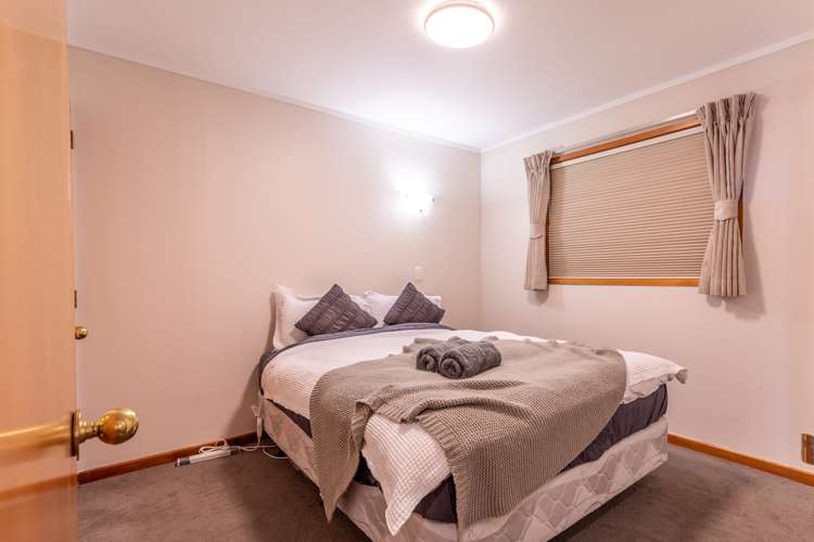 1/42 Hallenstein Street Queenstown_11