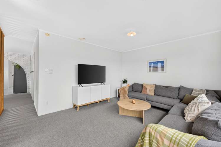 720 Te Atatu Road_3