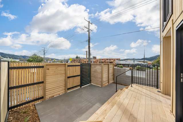 4/7 Wainuiomata Road Wainuiomata_3