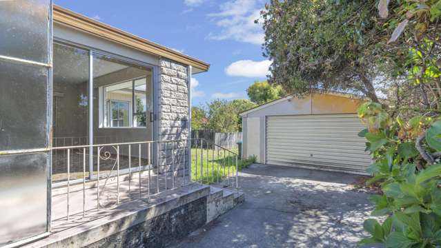 149B Gayhurst Road Dallington_1