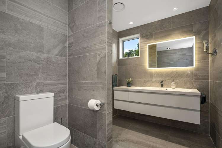 7 Sereno Vista Bellevue_12