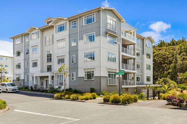 24 Eaves Bush Parade Orewa_26