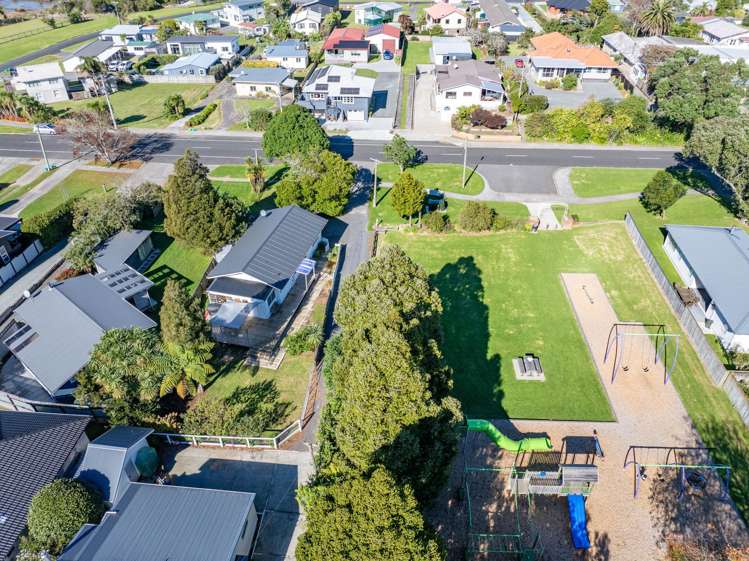 42B Wallis Street Raglan_16