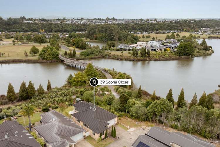 39 Scoria Close Pyes Pa_26