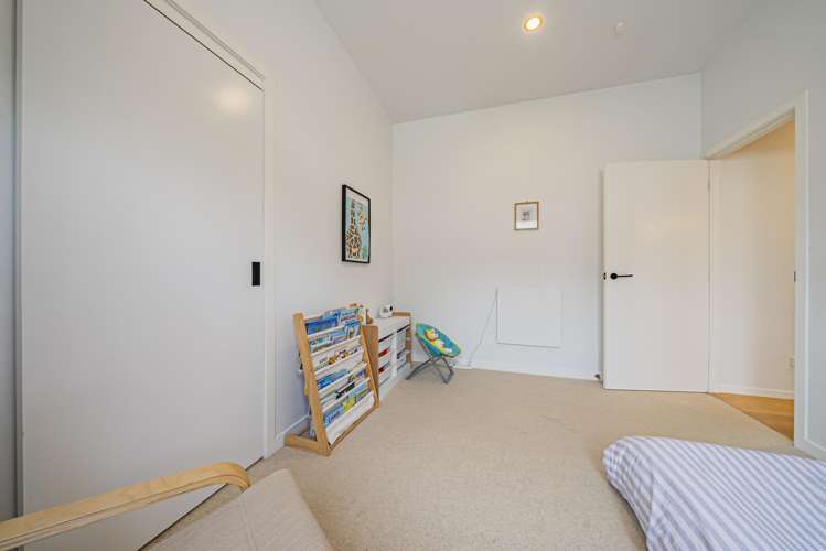 22B St Ives Grove Whalers Gate_21