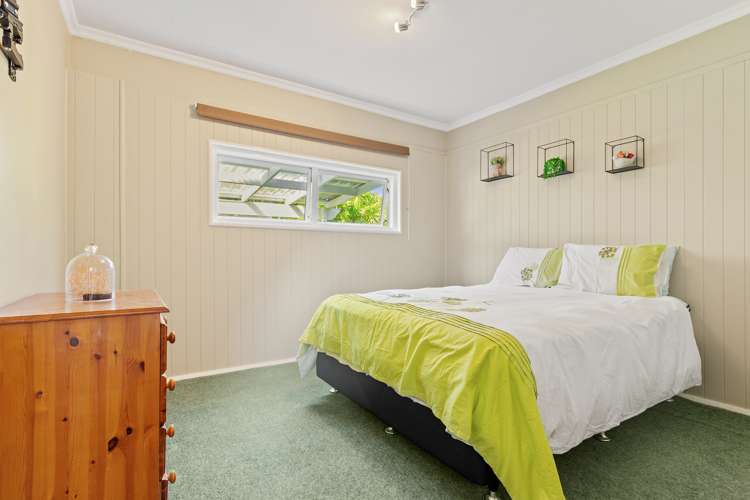 9 Lancewood Avenue Titirangi_24