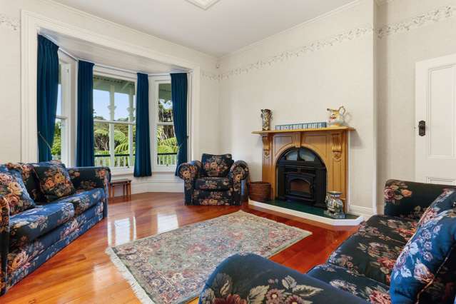 227 Forest Hill Road Waiatarua_2