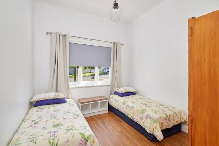 29 Crown Street North East Valley_3