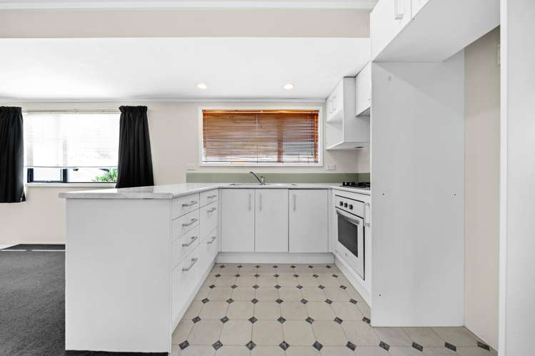 9 & 9A Sherie Place Howick_25