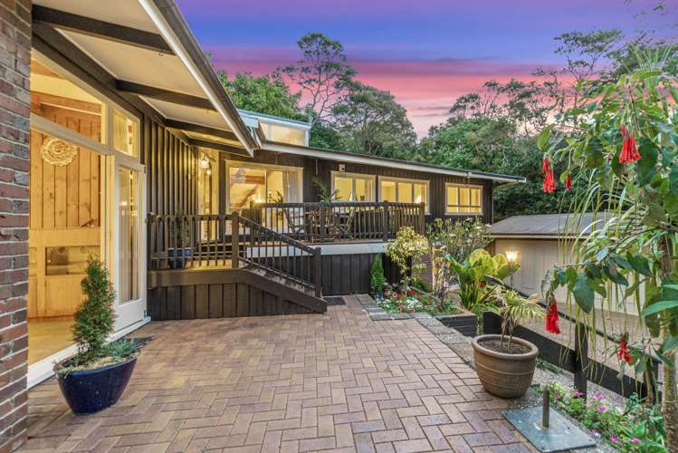 232b Atkinson Road Titirangi_1