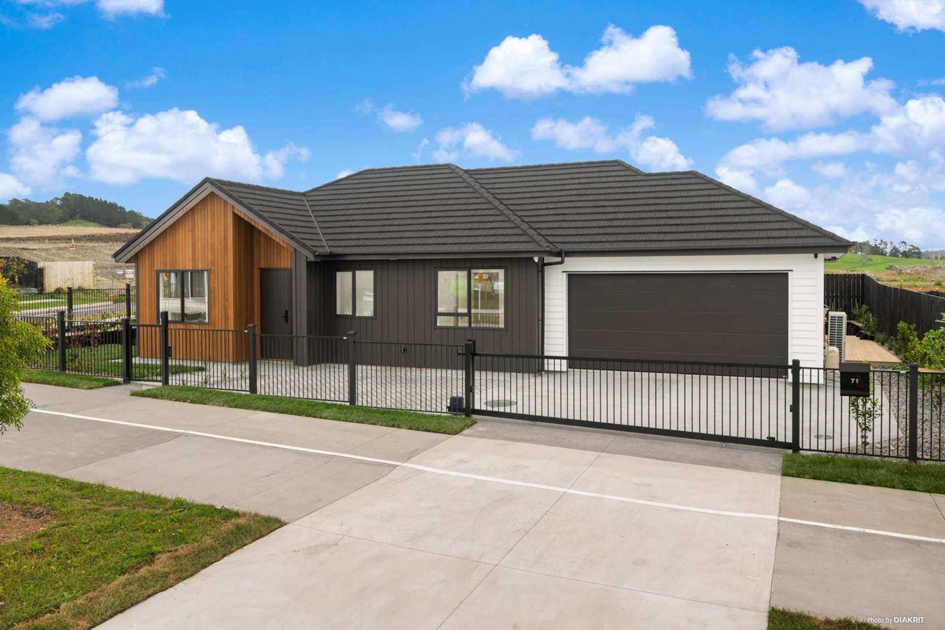 71 Parish Drive Wainui_0