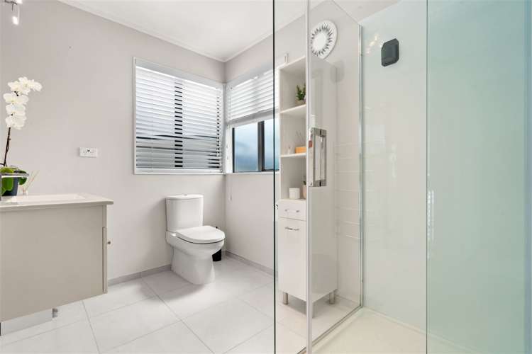 1/8 Kells Place Botany Downs_9