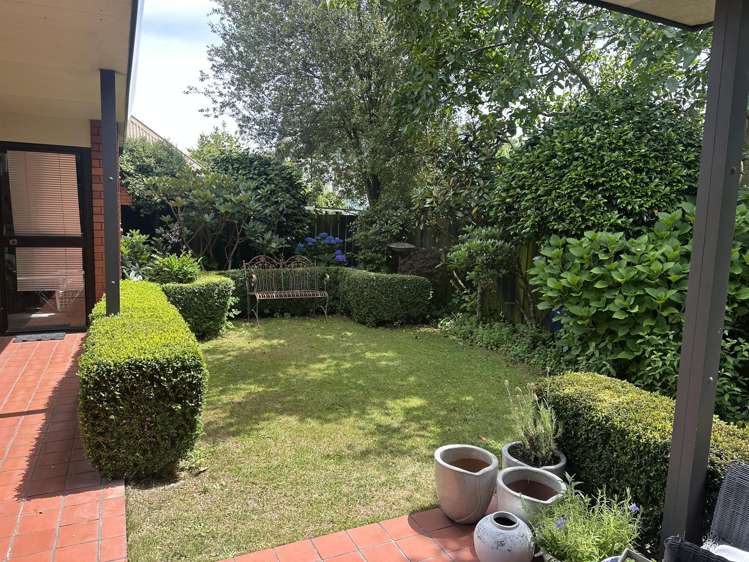 1/47 Oak Grove Ashburton_18