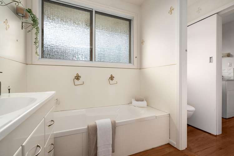 7 Woodbury Street Avonhead_10