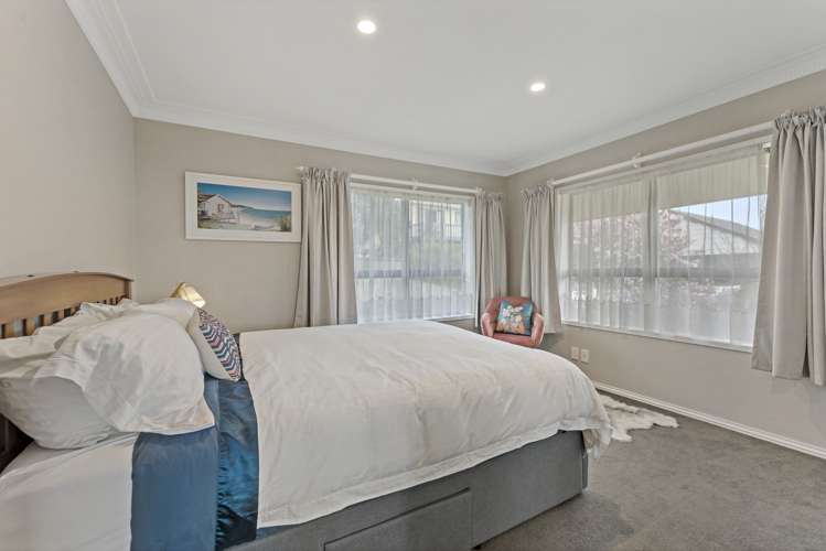 11 Rochas Place Clover Park_22