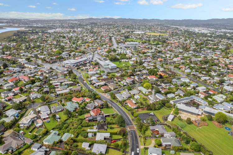 25 Vera Road Te Atatu South_17