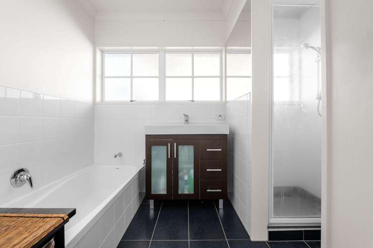 42 Gilbass Avenue Hamilton Lake_17