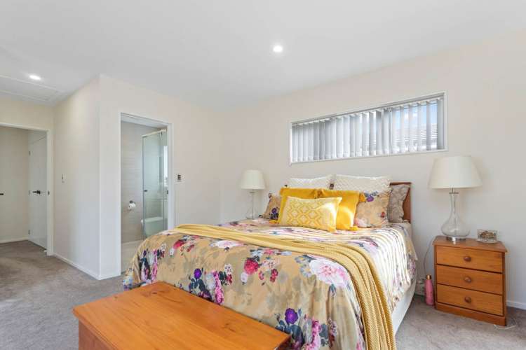 8 Karakia Lane Hillsborough_10