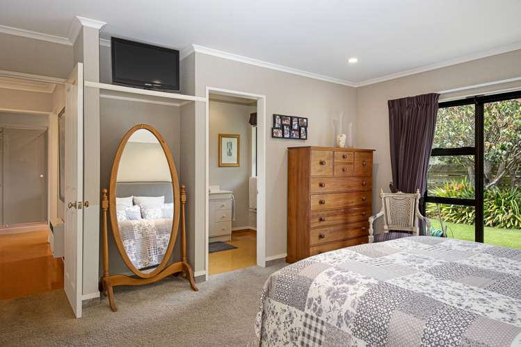 12 Papawai Grove Waikanae_9