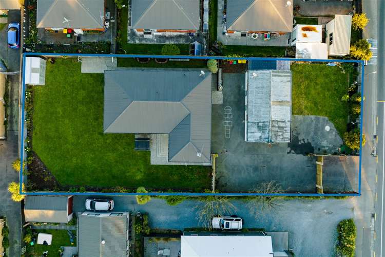 327 Ferry Road Waltham_18