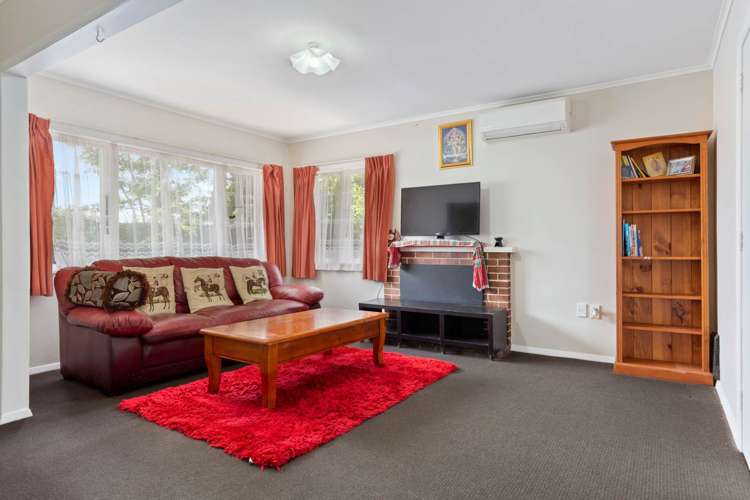 43 Sutton Crescent Papakura_7