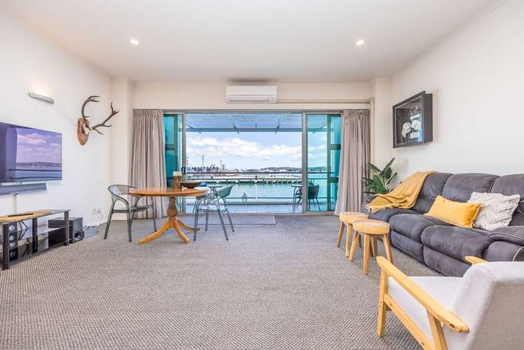 8/145 Quay Street_0