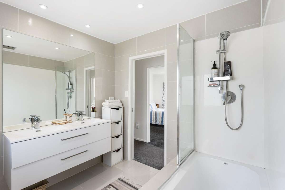 820 Whangaparaoa Road_5