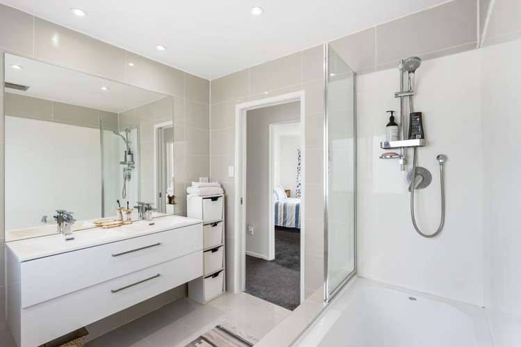 820 Whangaparaoa Road Manly_9