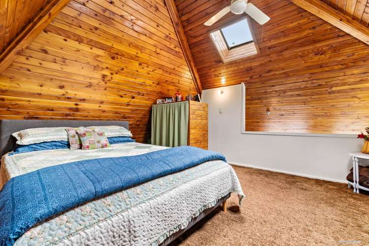 2/11 Clevedon Road Papakura_3