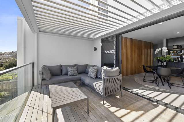 2/11a Baring Terrace Strandon_4