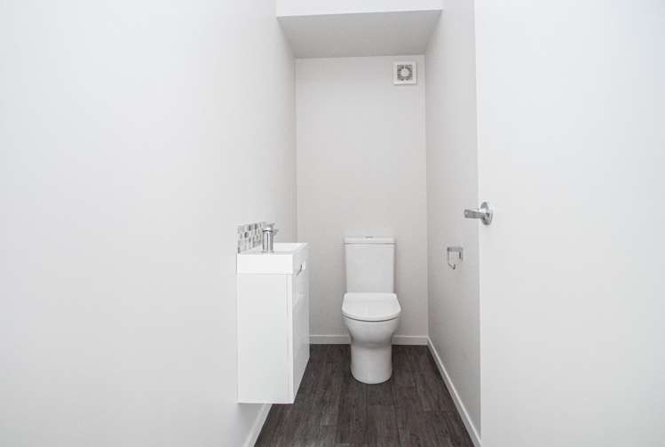 13/10 Charlemont Street 3295_12