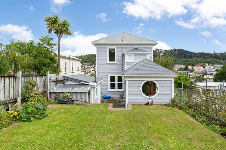 13 Daniell Street Newtown_23