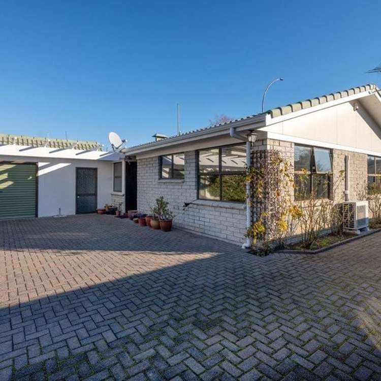 152A Ranolf Street Glenholme_13