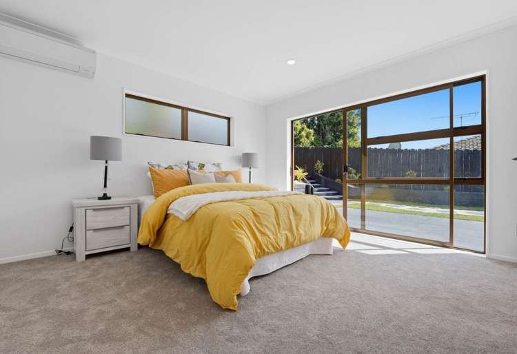 8 Caldecote Place Flat Bush_10