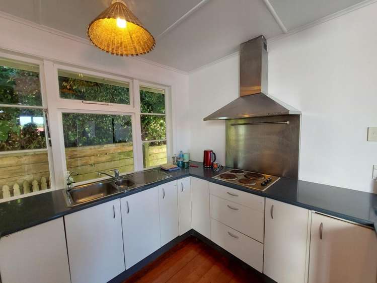 132 Pioneer Road Moturoa_15