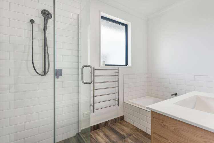 15 Keshvara Road Beachlands_23